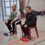 Deux joueurs de boccia en compétition